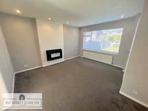 Lounge- click for photo gallery